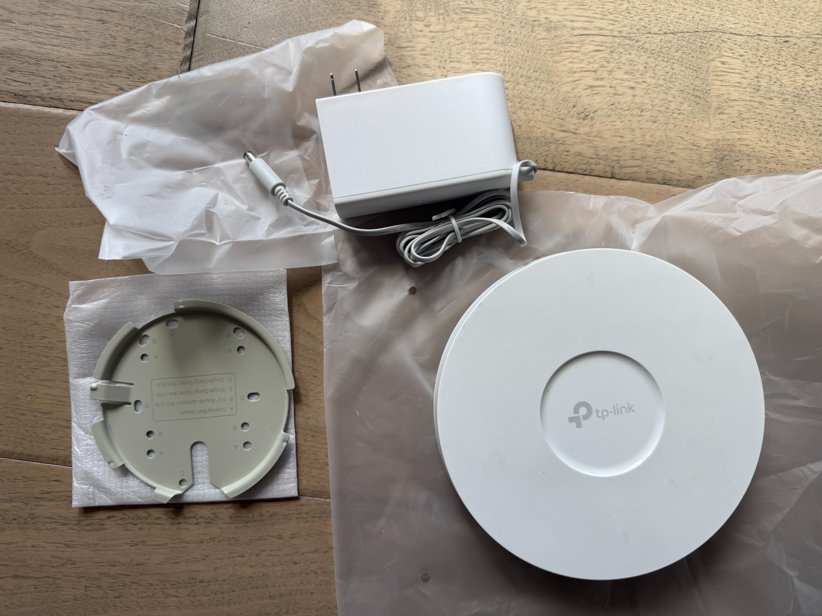TP-Link AX3000 (EAP650) Ceiling Mount Wireless Access Point + Power Supply