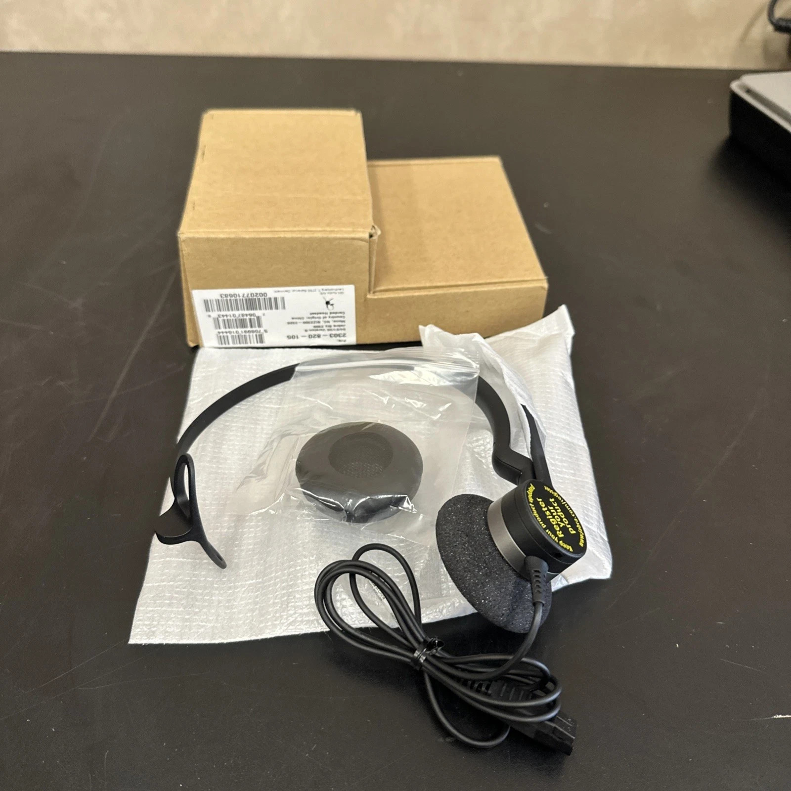 Jabra BIZ 2300 QD Mono Headset 2303-820-105 Noise Cancelling On Ear HSC015