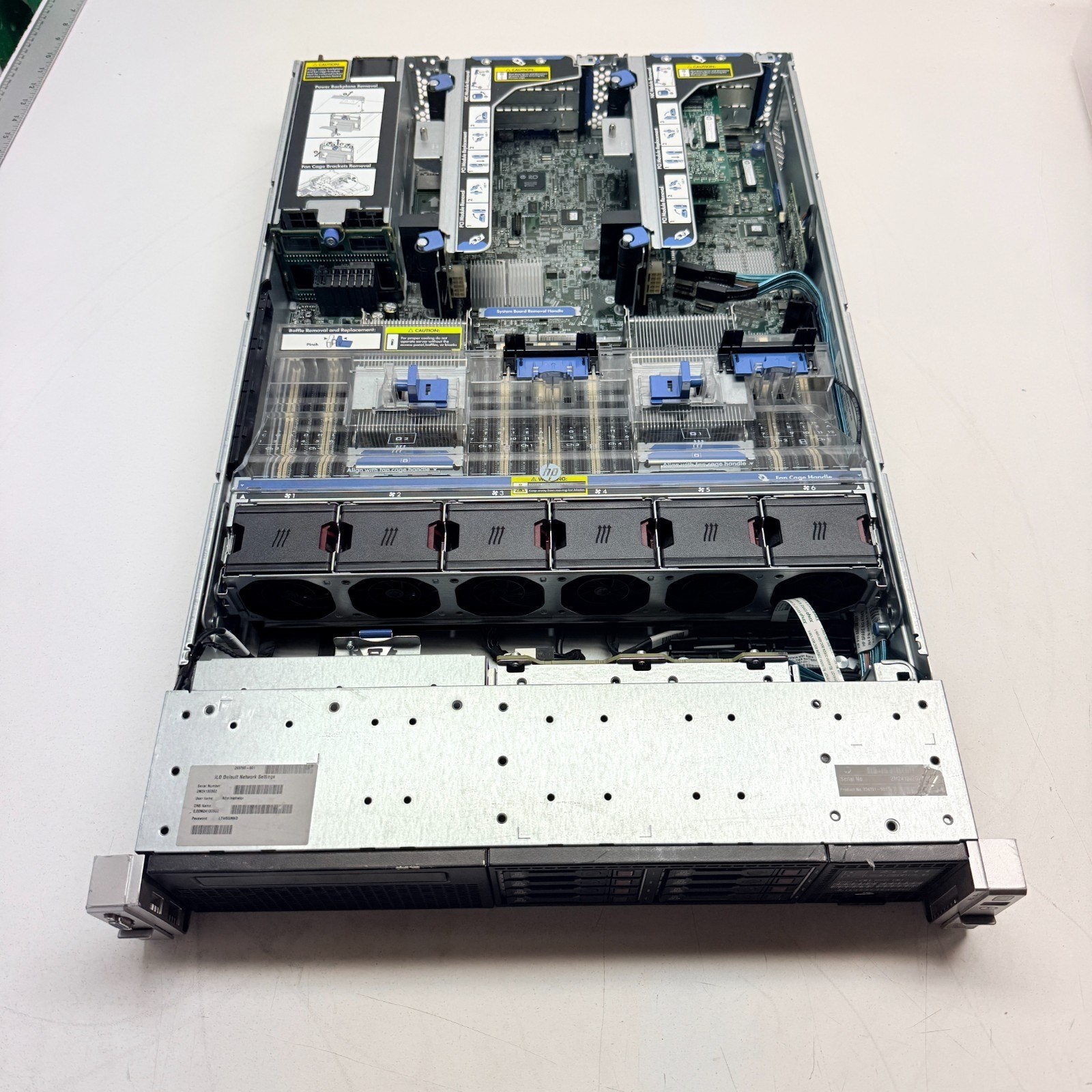 HP ProLiant DL380p Gen8 Server No RAM (8) 300GB HDDs Includes Cable