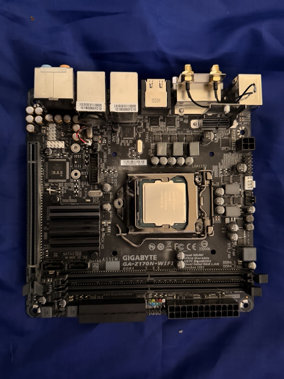 Gigabyte GA-Z170N-WIFI Mini-ITX Motherboard & Intel I7-6700 CPU