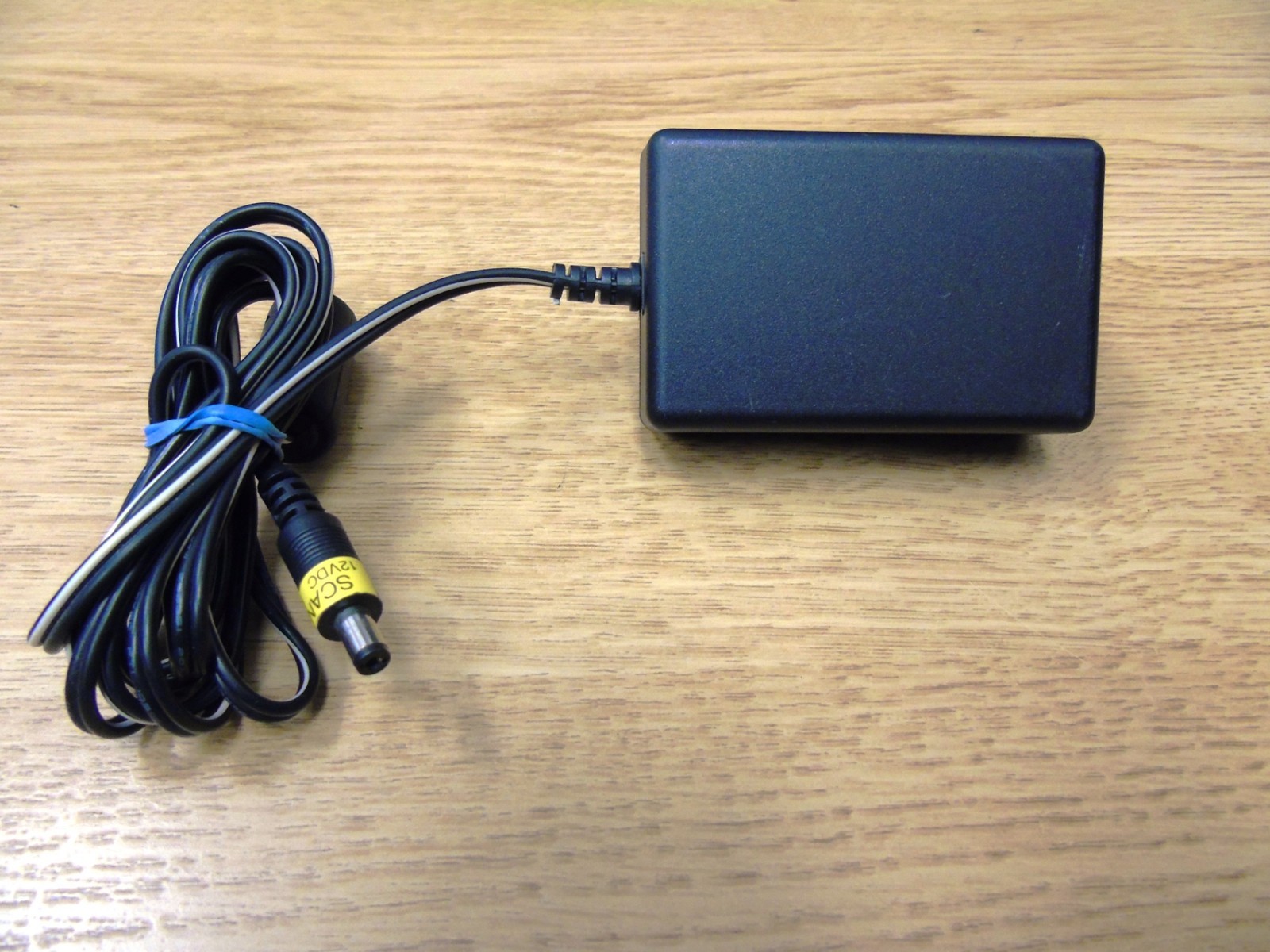 Delta Electronics  AC Adapter ADP-15FB  Power Supply 100V  60Hz 12V DC 1.25V