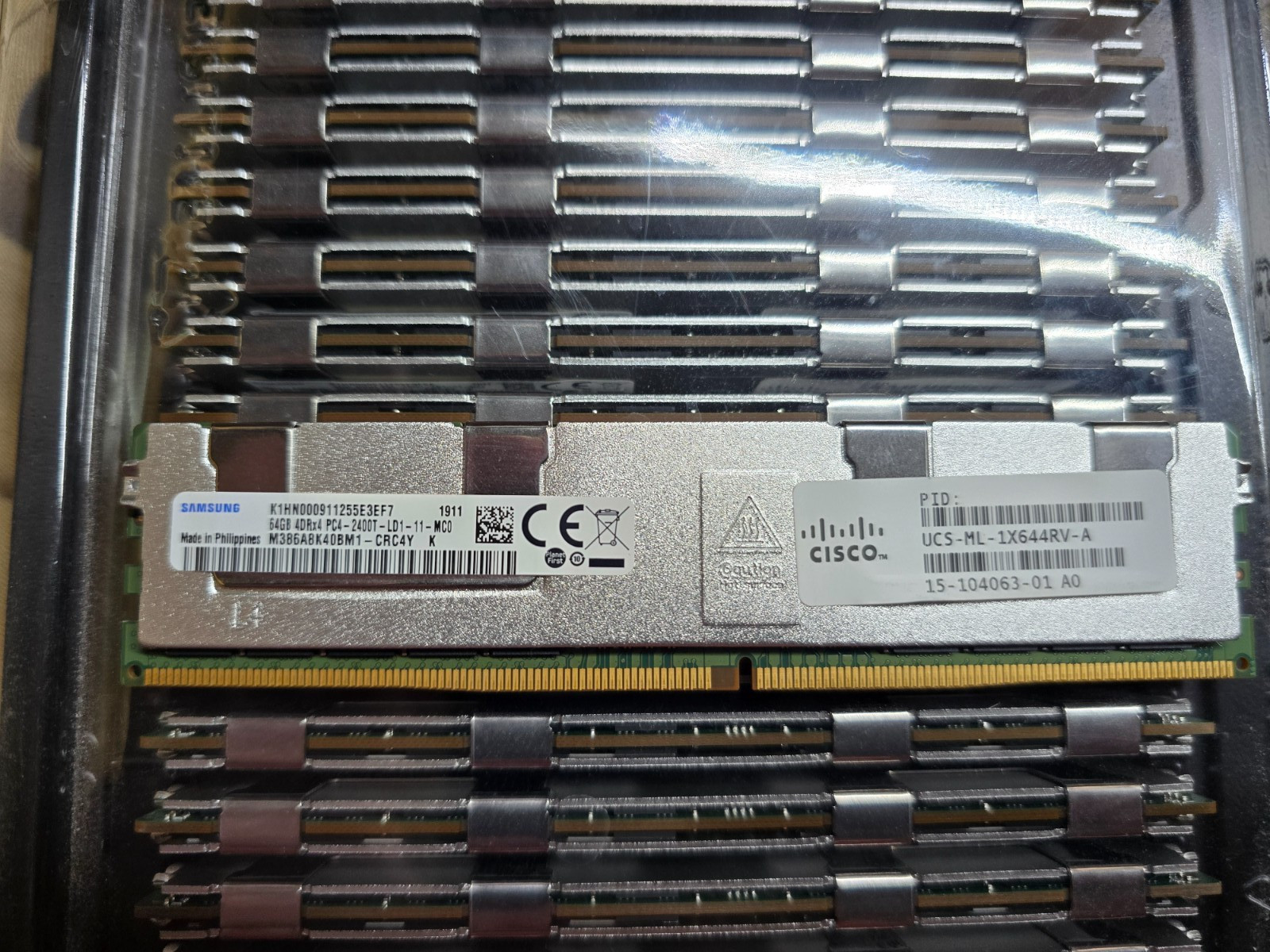 1x Samsung 64GB DDR4 PC4-2400T LD LR 288-Pin Server Memory M386A8K40BM1 2400MHZ