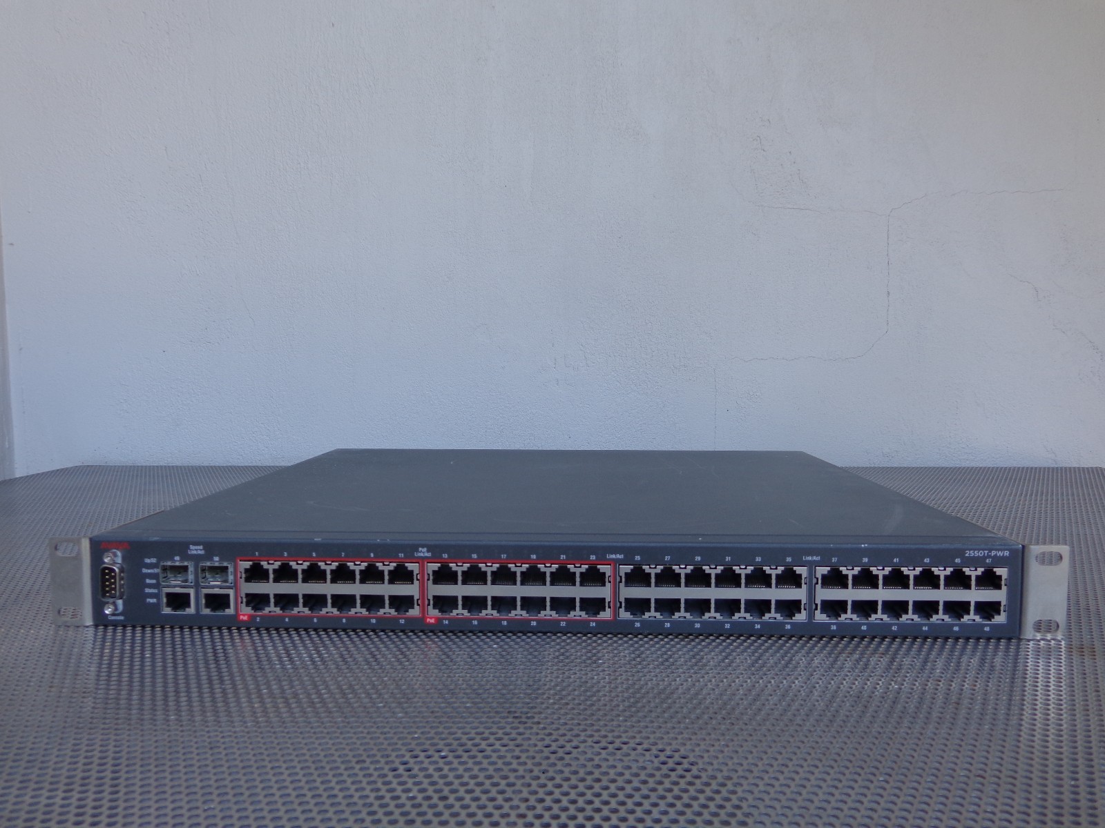 Avaya 2550T-PWR STK ENA AL2515A12-E6 48-Port 10/100 Ethernet Managed POE Switch
