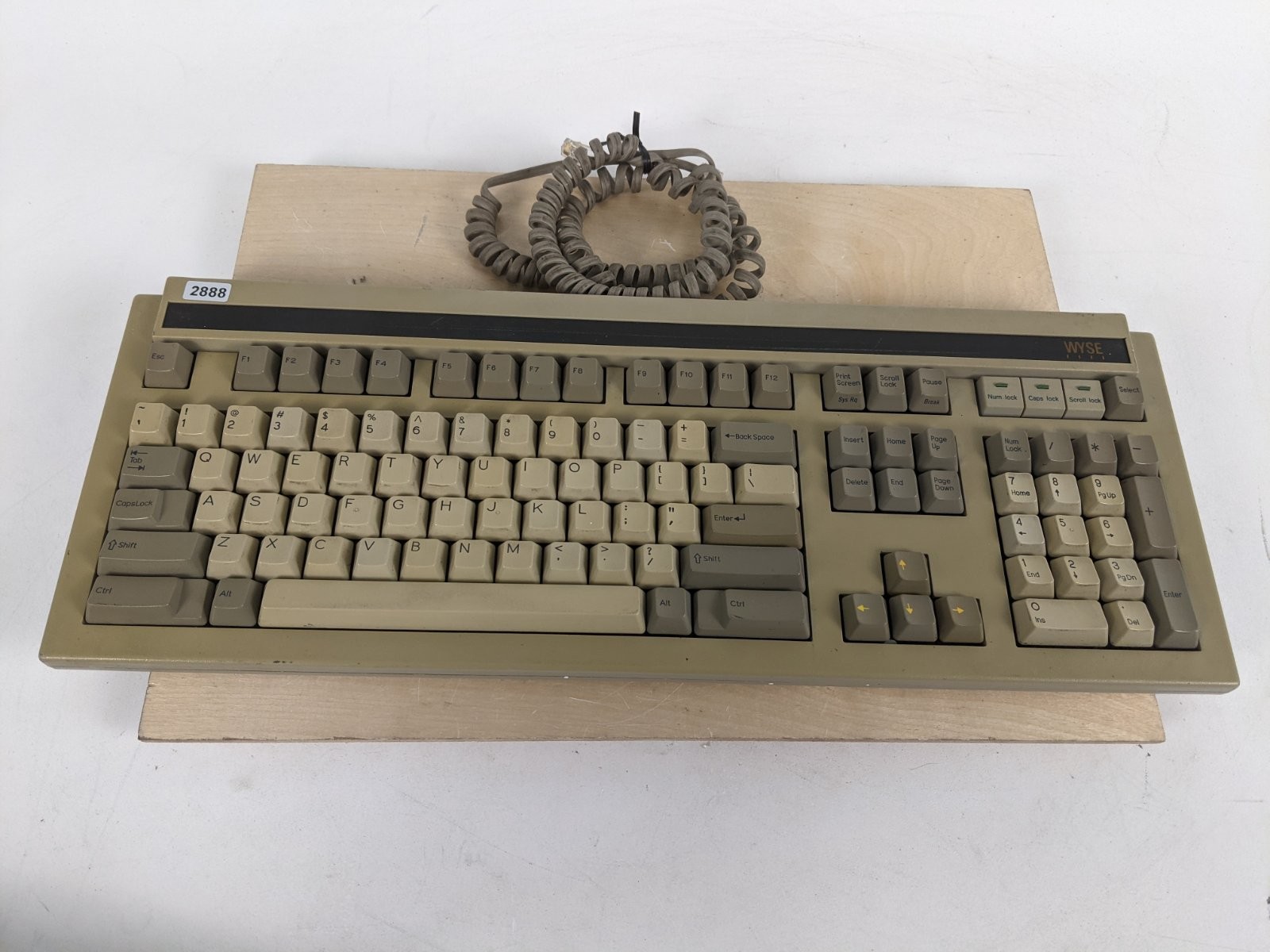 WYSE 840358-01 Vintage Mechanical Terminal Keyboard Cherry MX Black Switches