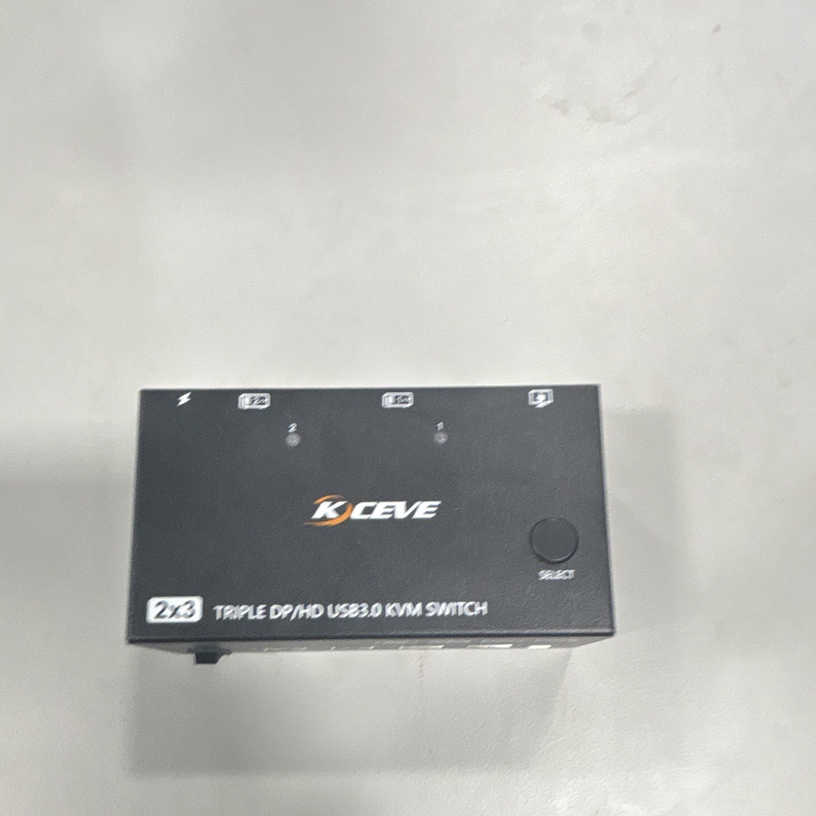 KCEVE KC-KVM203DH 2:3 Triple DisplayPort USB 3.0 KVM EDID Remote Black