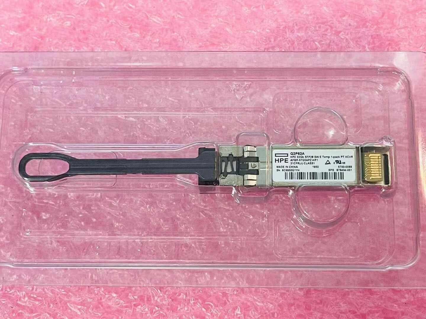 HPE Q2P62A 32Gb HPE SFP28 SW E-Temp 850nm 1-Pack PT XCVR MMF 878404-001