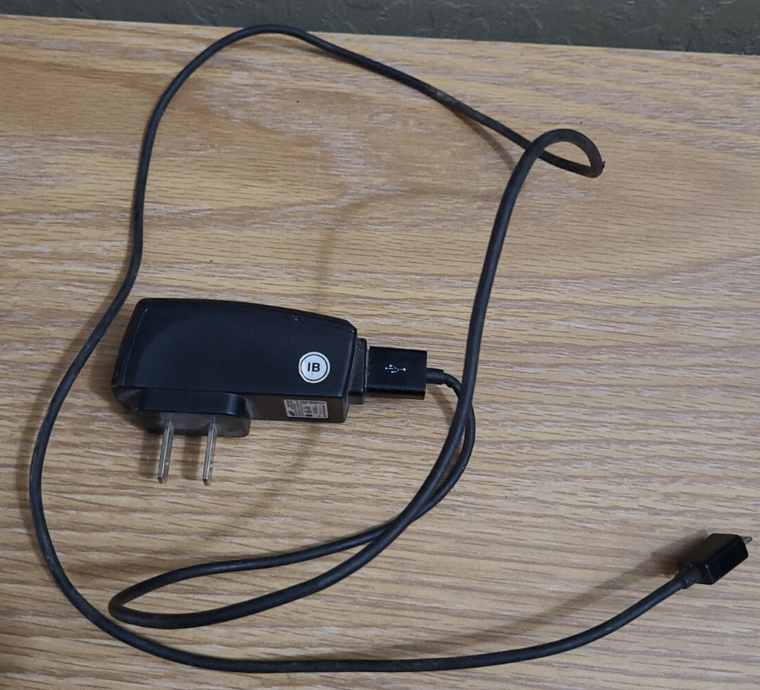 Genuine Samsung ETA0U20JBE USB Travel Charger w/U9 ECC1DU2BBE Micro USB Cable