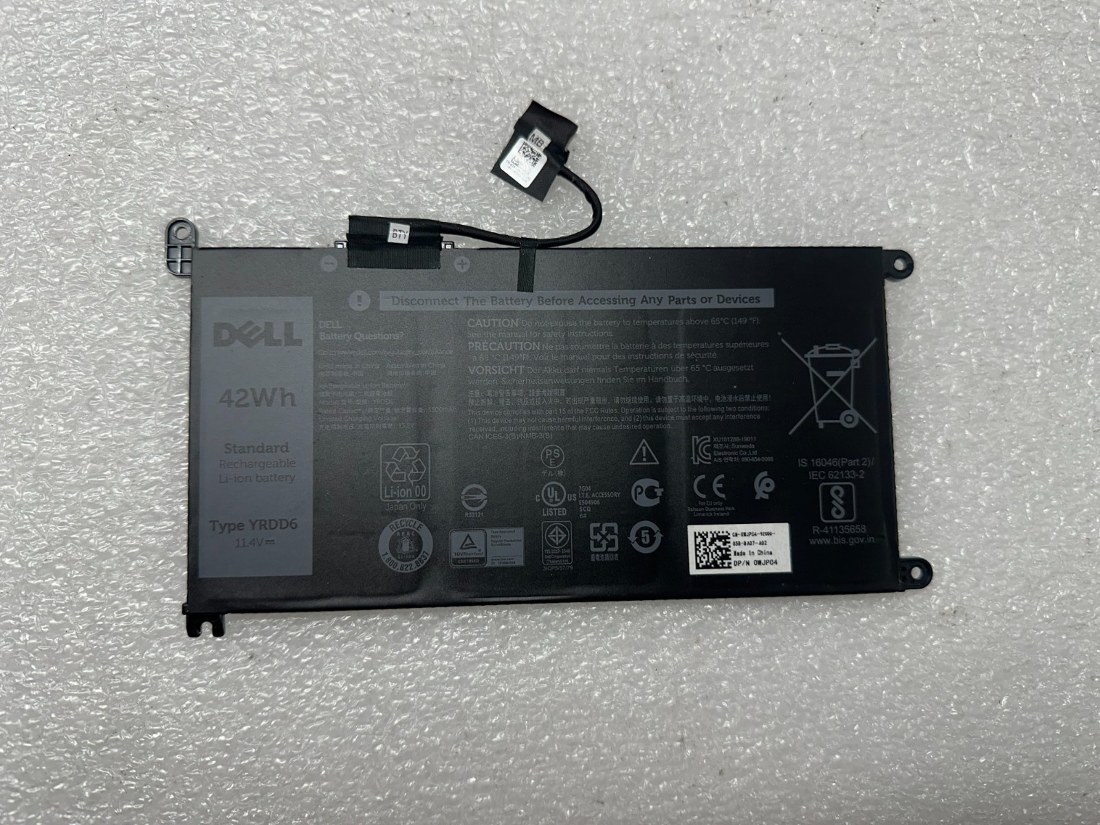 Dell Vostro 5590 genuine original battery wjpc4