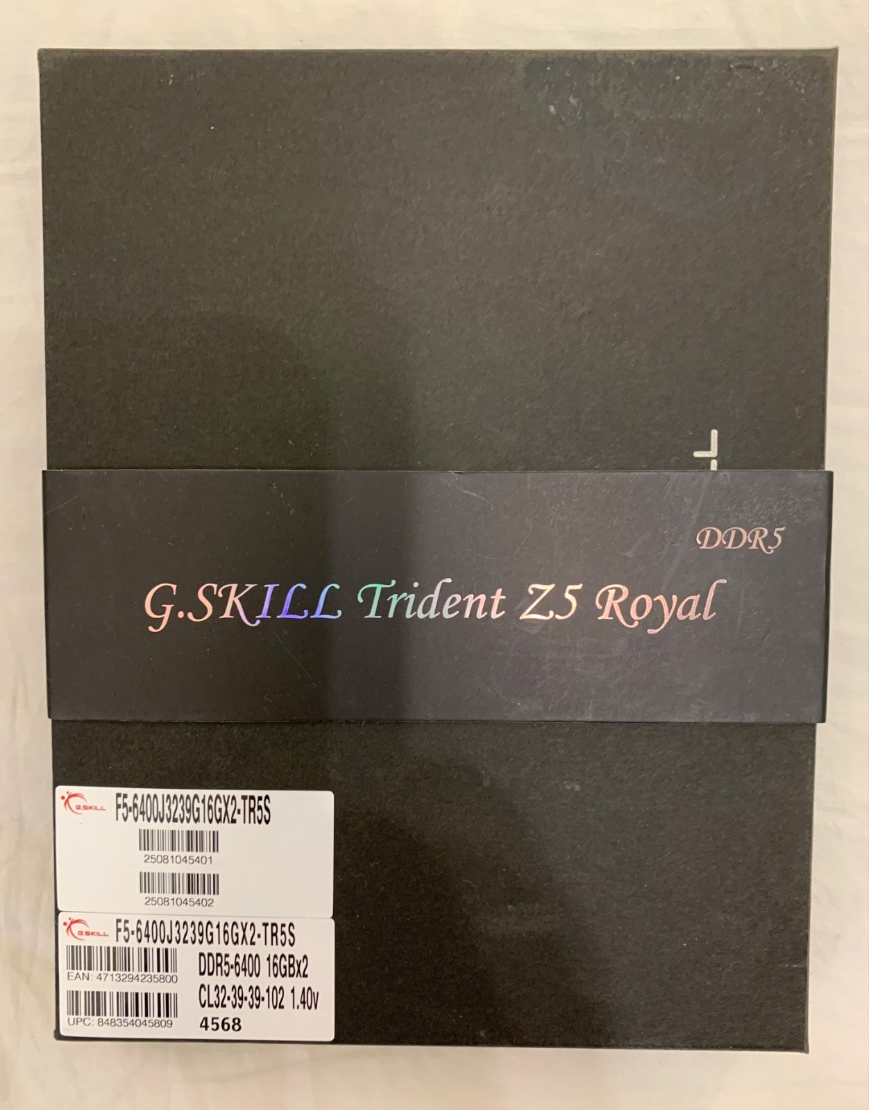 G. SKILL Trident Z Royal 32GB (2x16GB) PC4-25600 (DDR4-3200) (F43200C16D32GTRS)