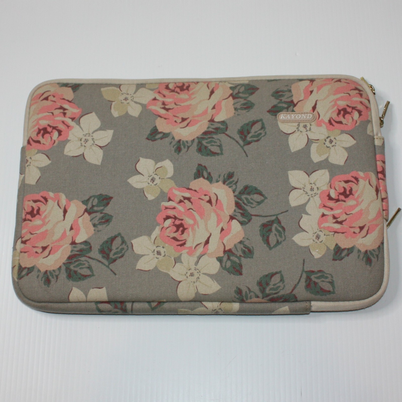 Kayond Water-Resistant Roses Laptop Case Sleeve with Zipper fits 15.6" Screens