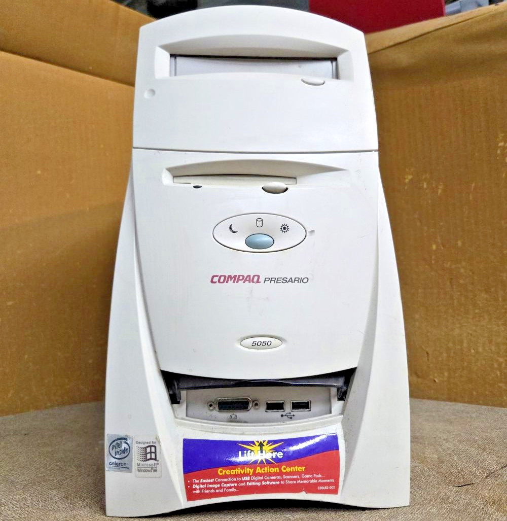 Retro Compaq Presario 5050 PC, Celeron 333, 128MB, 10GB HD, CD, Windows 98 SE
