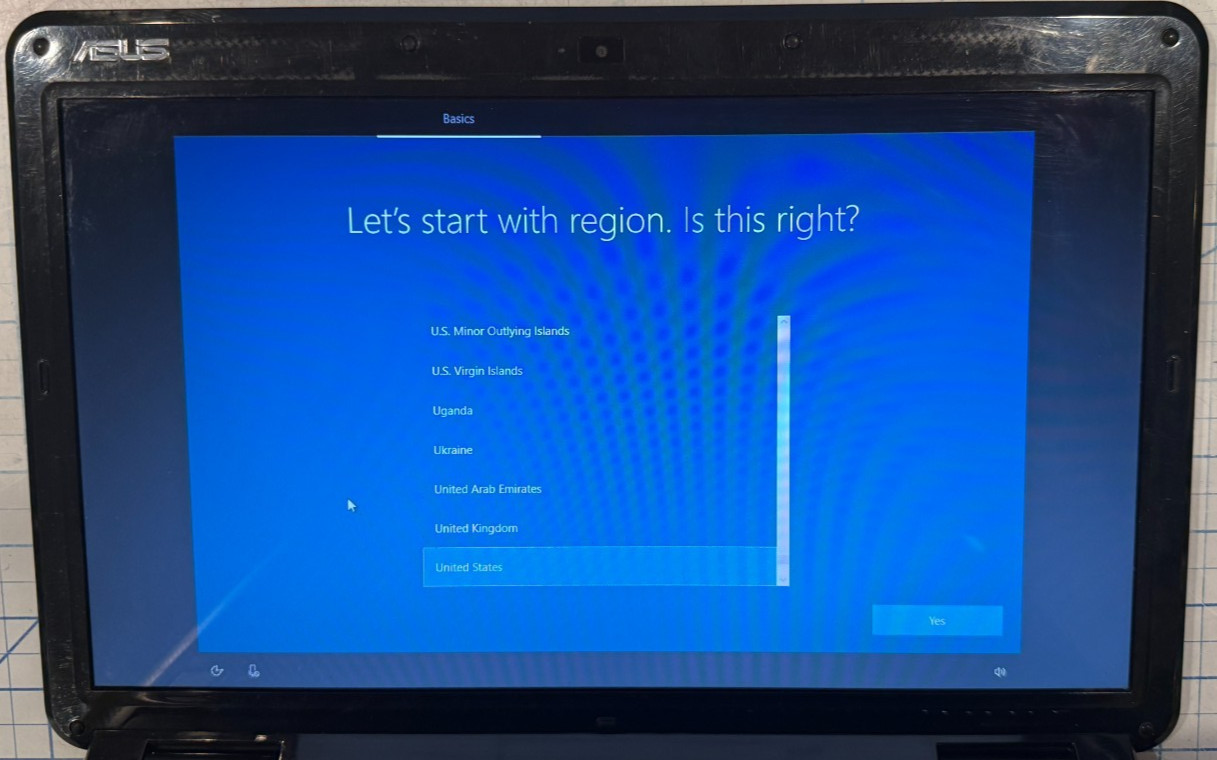 ASUS K50I 15" laptop intel pentium T4500 4gbs ram