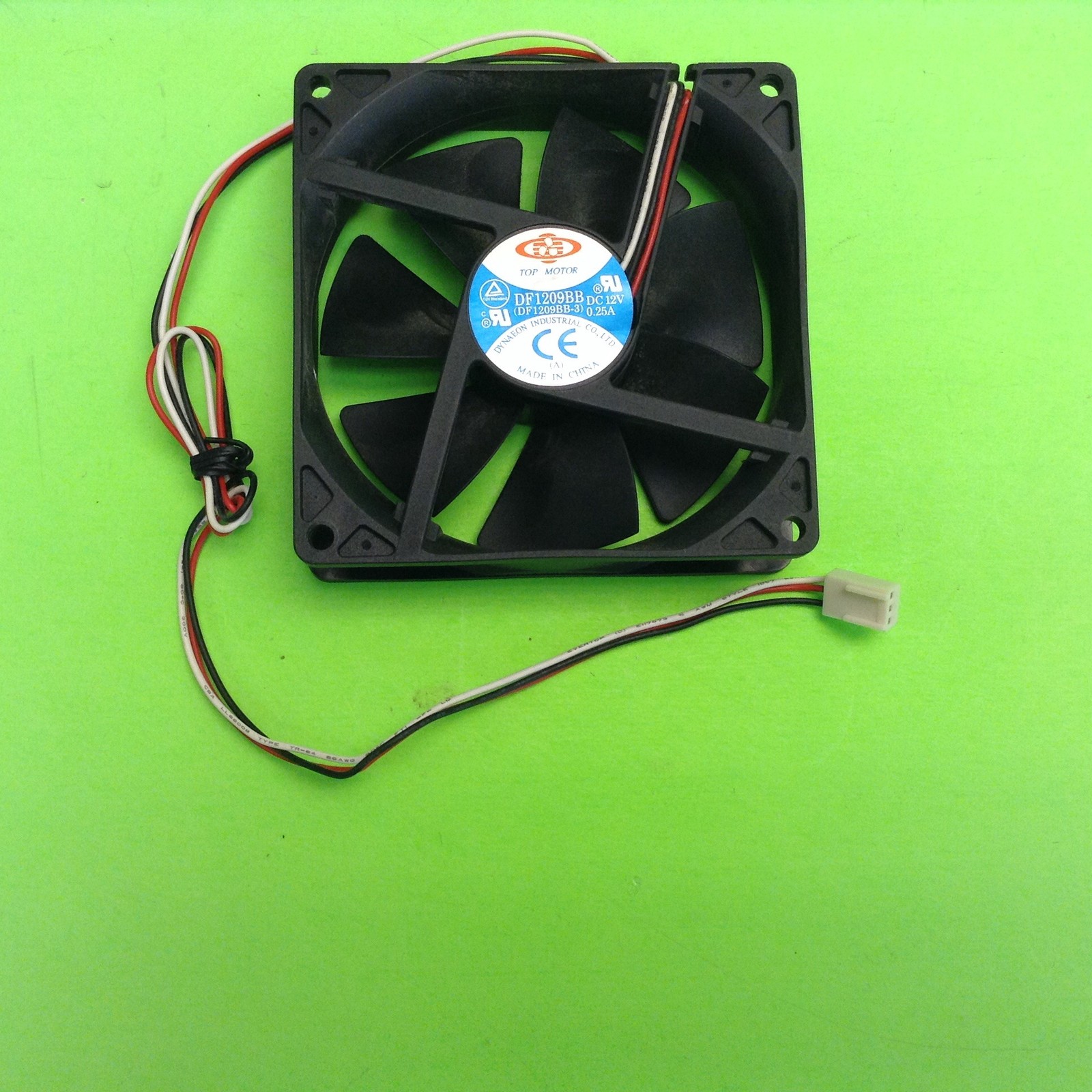Desktop Computer Dynaeon Top Motor DF1209BB 3 Wire Cooling Fan
