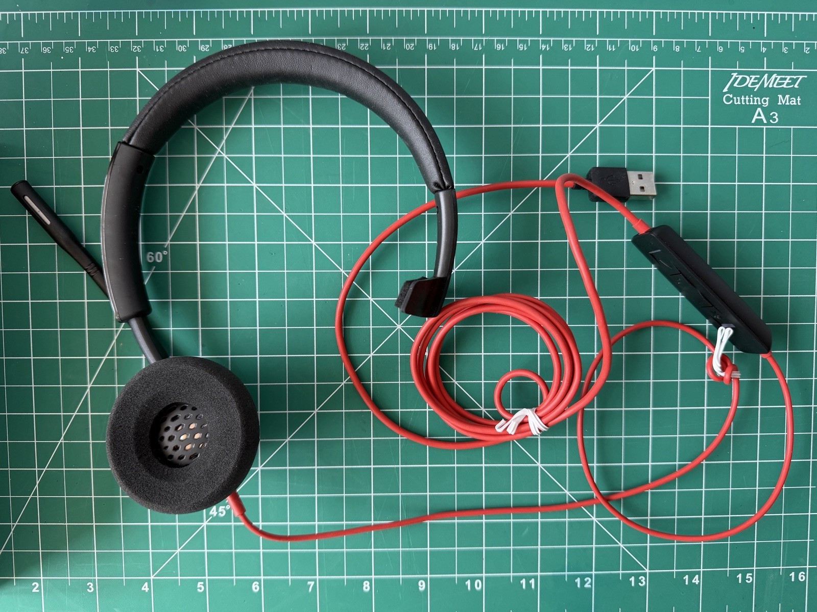 Poly Blackwire 3310 USB-A Mono Headset  Boom Mike- BW3310 - Original Box