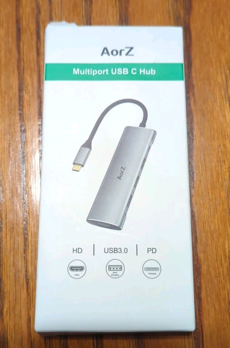 AorZ - 5 In 1 USB-C HUB hub HD USB3.0 PD New Open Box