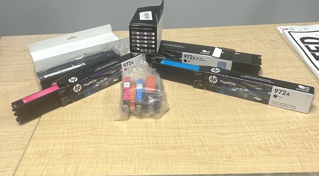 HP Printer Ink, Cyan, magenta, Yellow READ DESCRIPTION | Open Box