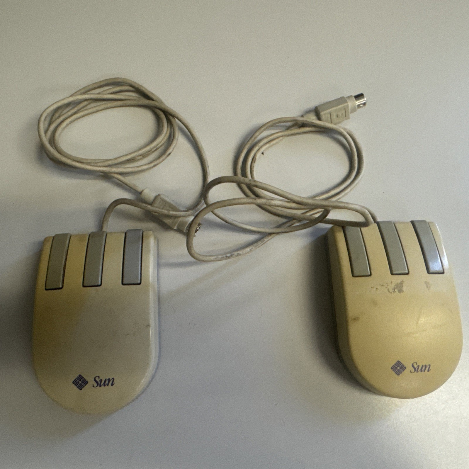 (2) Sun Microsystems 3-Button Mechanical Mouse 370-1586-03 (item #104)