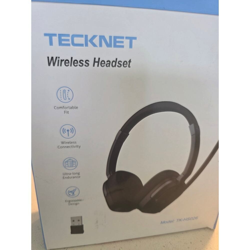 PRE-HOLIDAY SALE Wireless Headset with 50H Playtime & Mute Office or Truckers