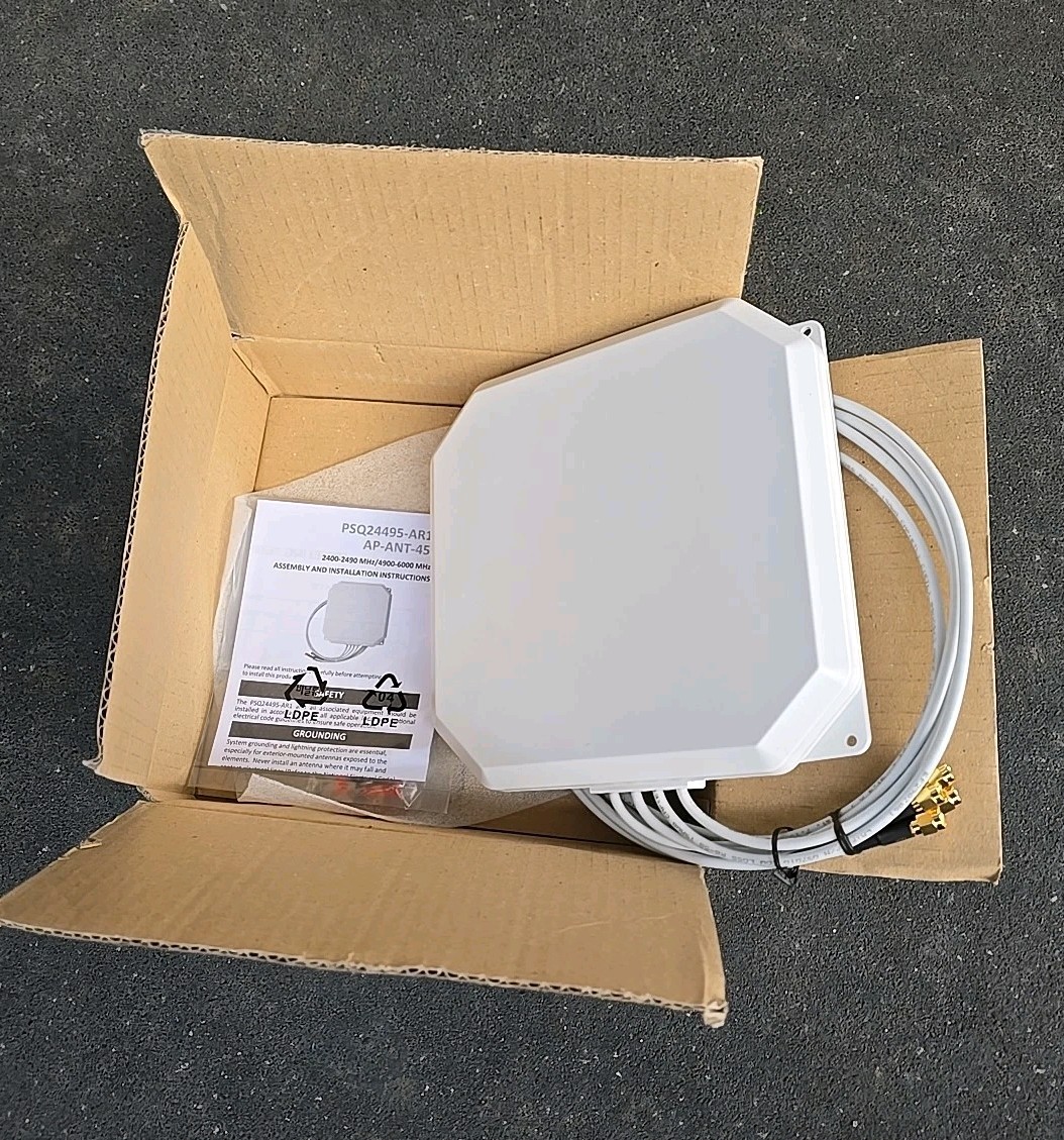 ARUBA IN/OUT ACCESS POINT | FLAT ANTENNA 2.4G-5G | JW018A AP-ANT-45