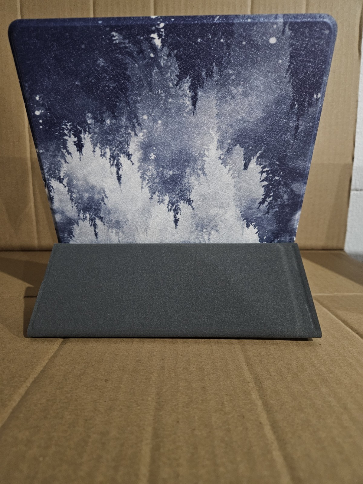 New CoBak 8x9 tablet stand case