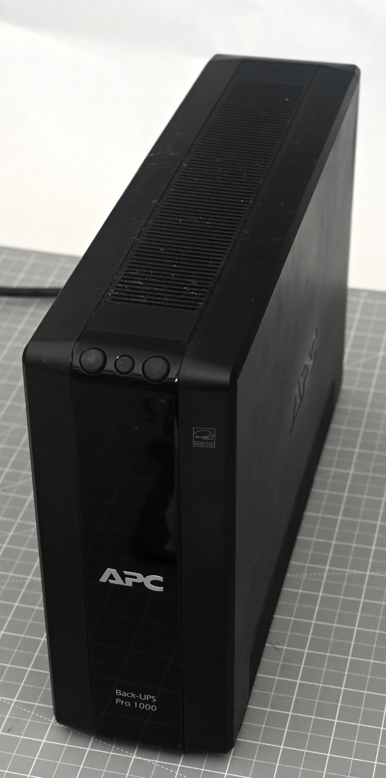 APC Back-UPS Pro 1000 BR1000G Power Supply Surge Protector ** NO Battery **