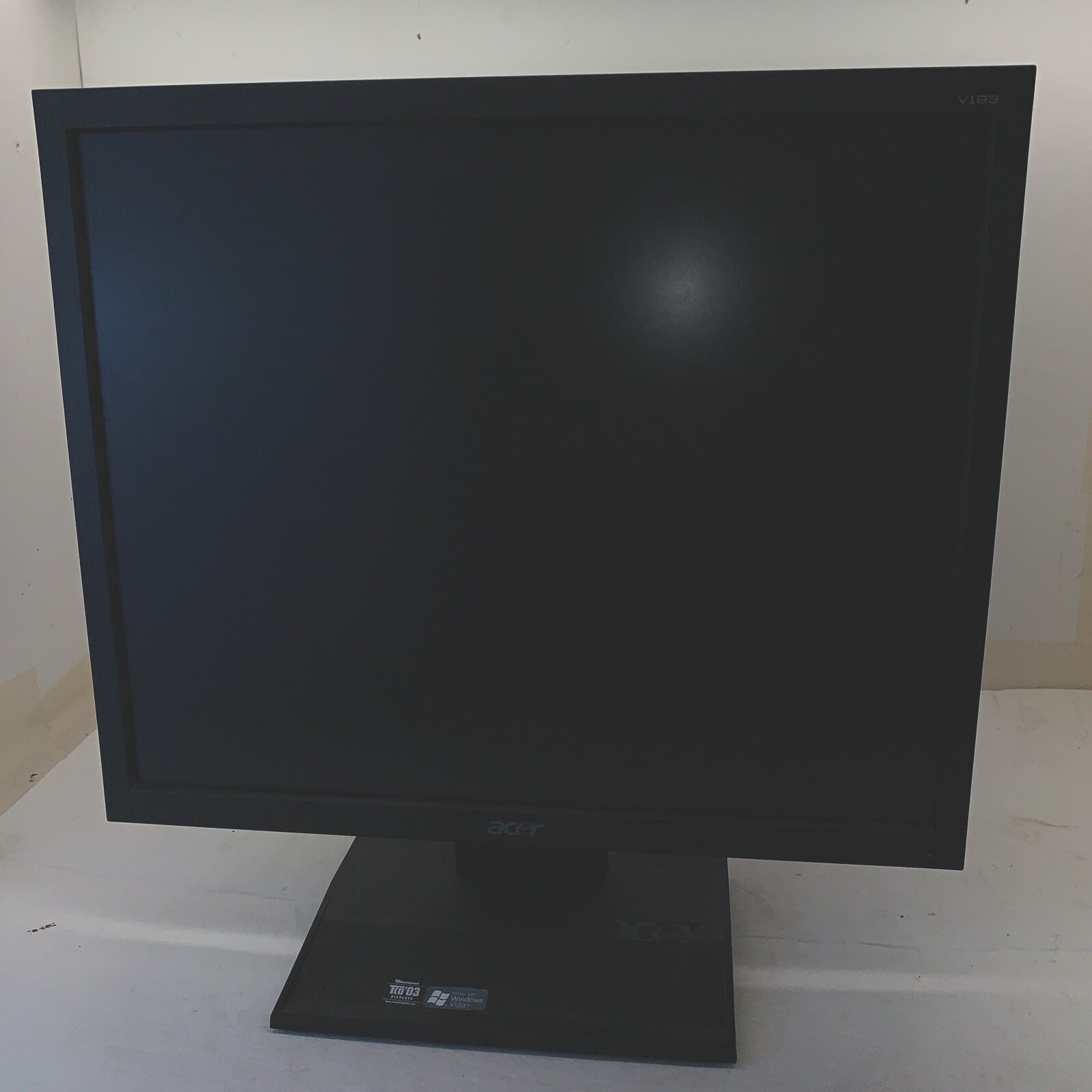 Acer V193w 19" LCD Monitor VGA Grade B with Box.