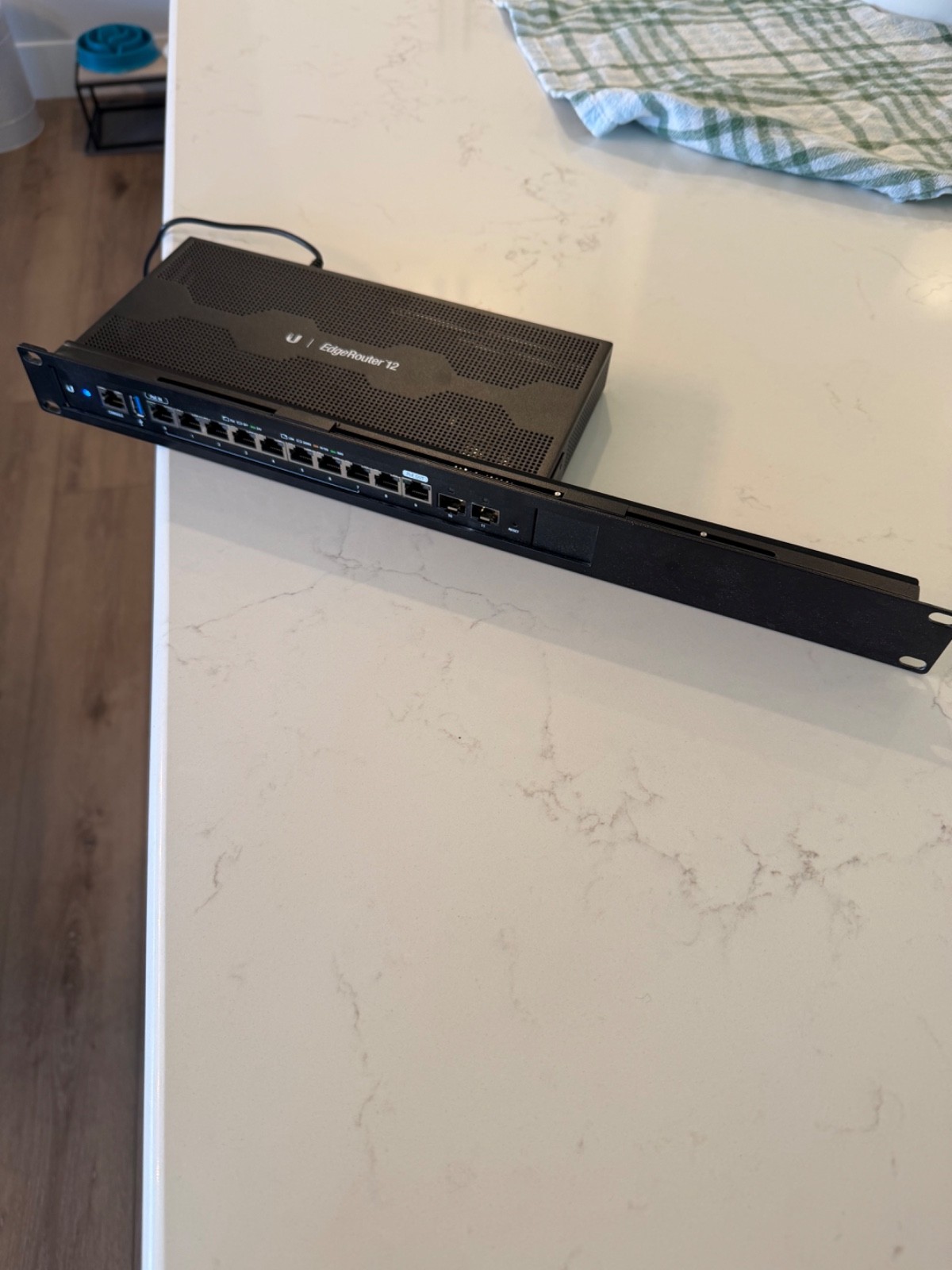 Ubiquiti EdgeRouter 12P (ER-12P) Black High-Performance Advanced Network Router