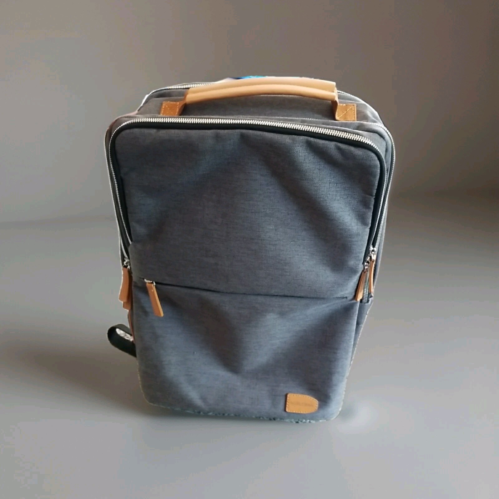 NOBLEMAN Backpack for women and man,Waterproof travel work Gray Plus  USB.   PB