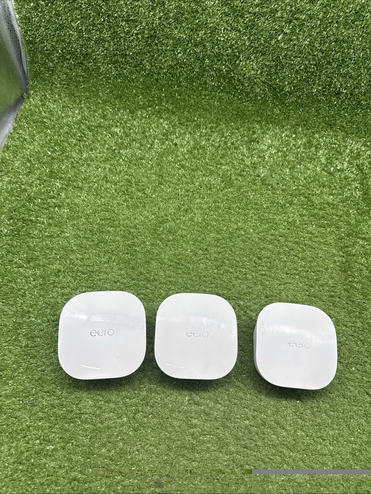 eero Dual-Band Wi-Fi 5 Mesh Router System (3-Pack) J010001  No Cords. 24