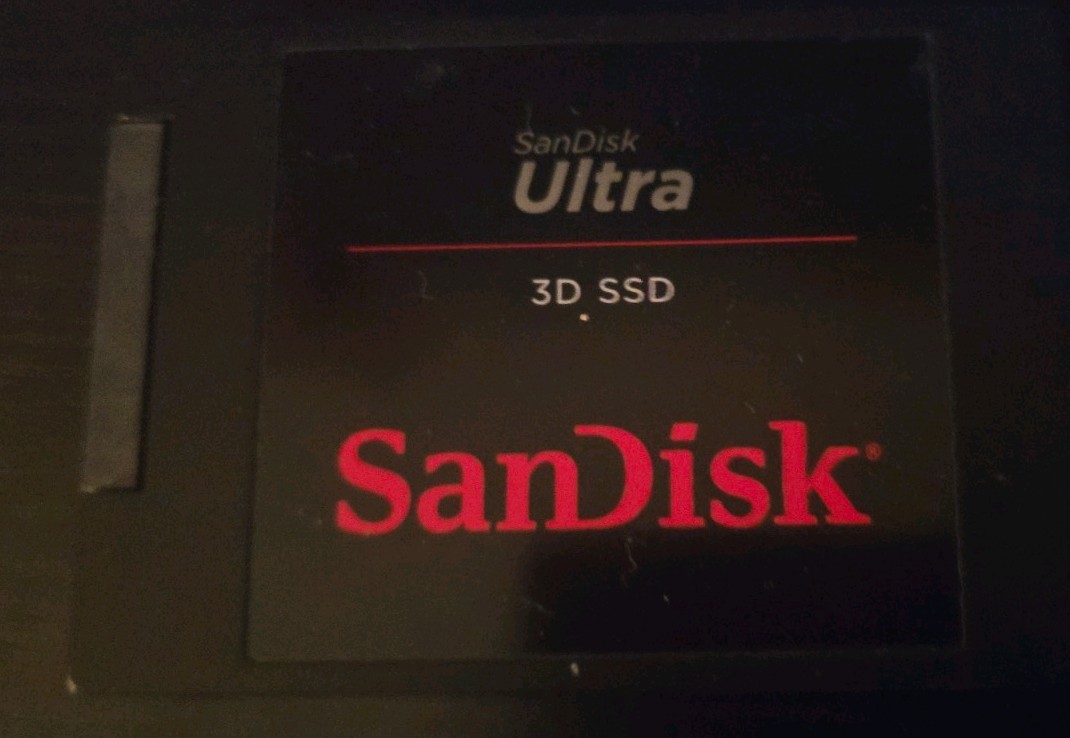 SanDisk Ultra 3D SATA SSD 512gbs