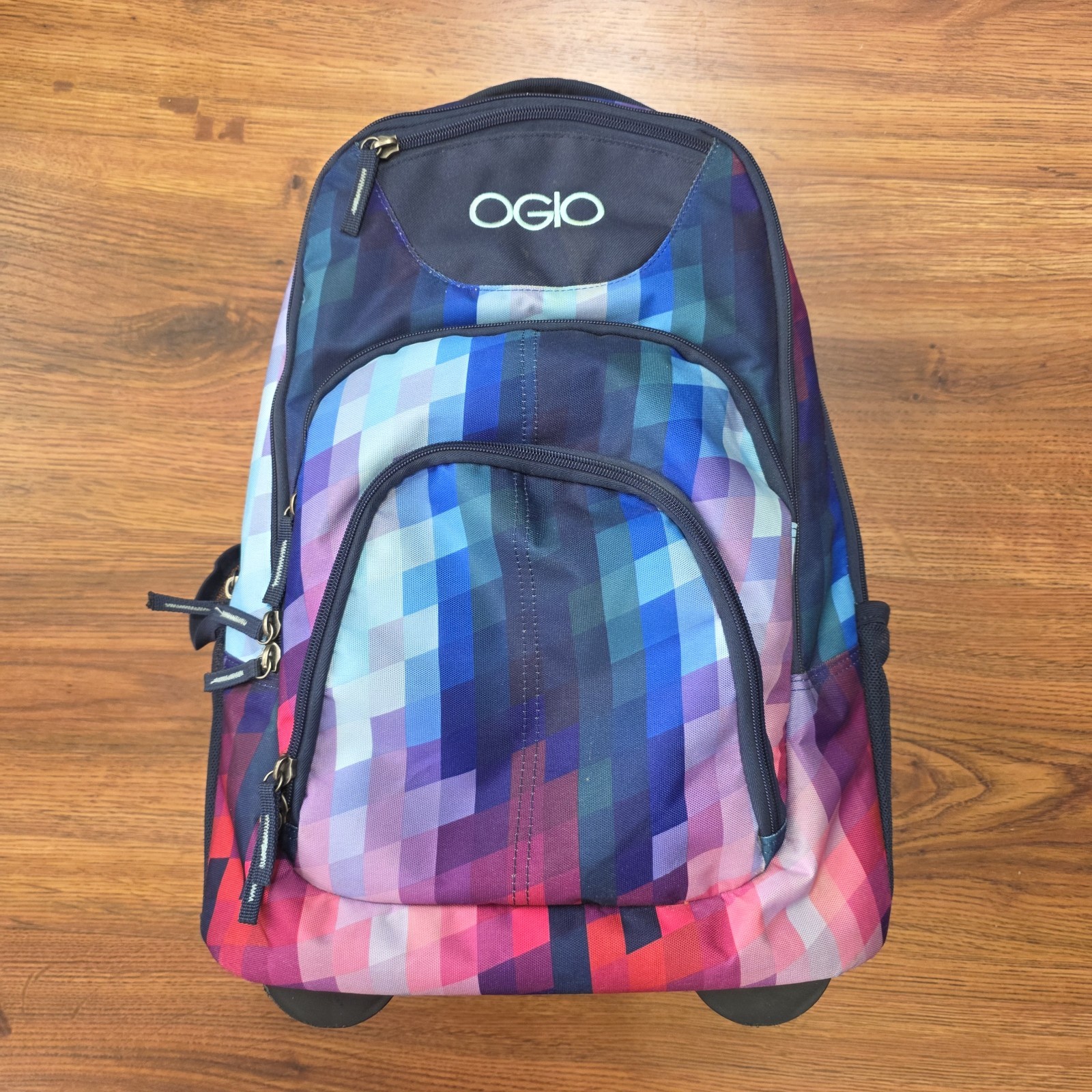Ogio Turbine Travel Pack Bag on Wheels "Kaleidoscope" color Laptop Gaming Pocket