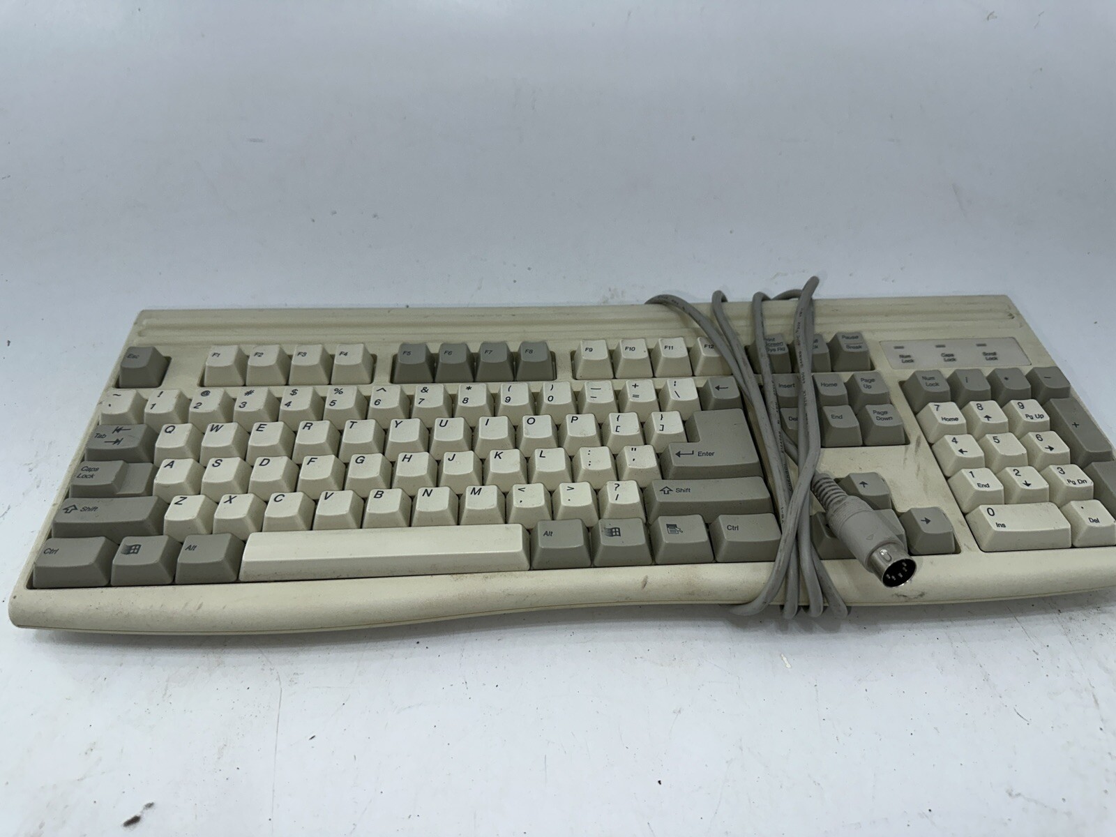 VTG Mitsumi Mechanical Keyboard KPQ-E99ZC-12 5-PIN DIN Connect Model KPQEA4ZA
