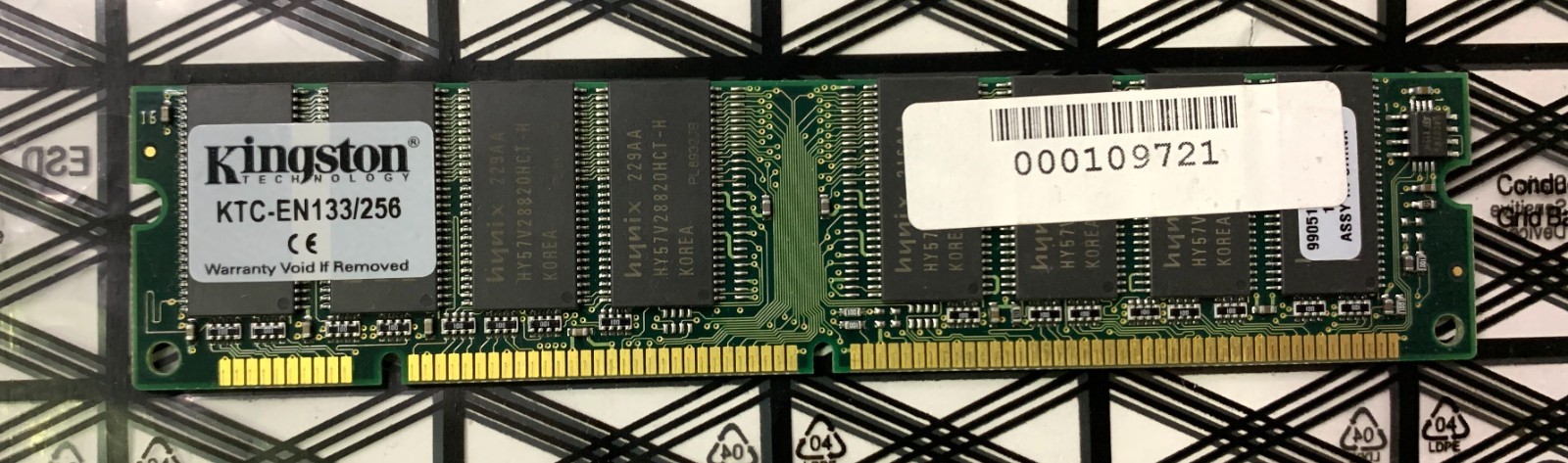 KINGSTON 256MB PC133 KTC-EN133/256 168-pin Non-ECC PC Memory RAM