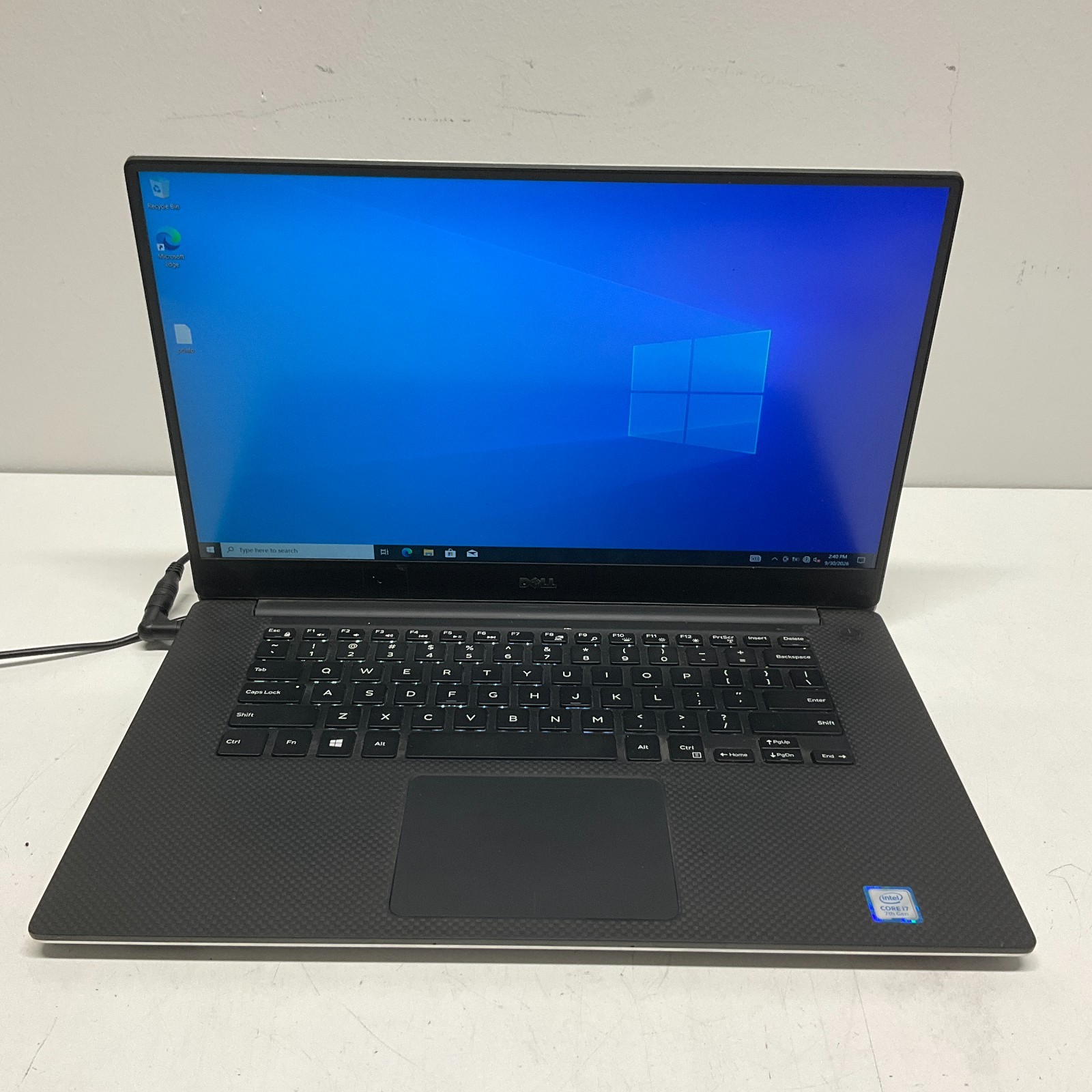 Dell Precision 5520 Core i7-7700HQ 4GB 128GB SSD Quadro M1200 Laptop NO BATTERY