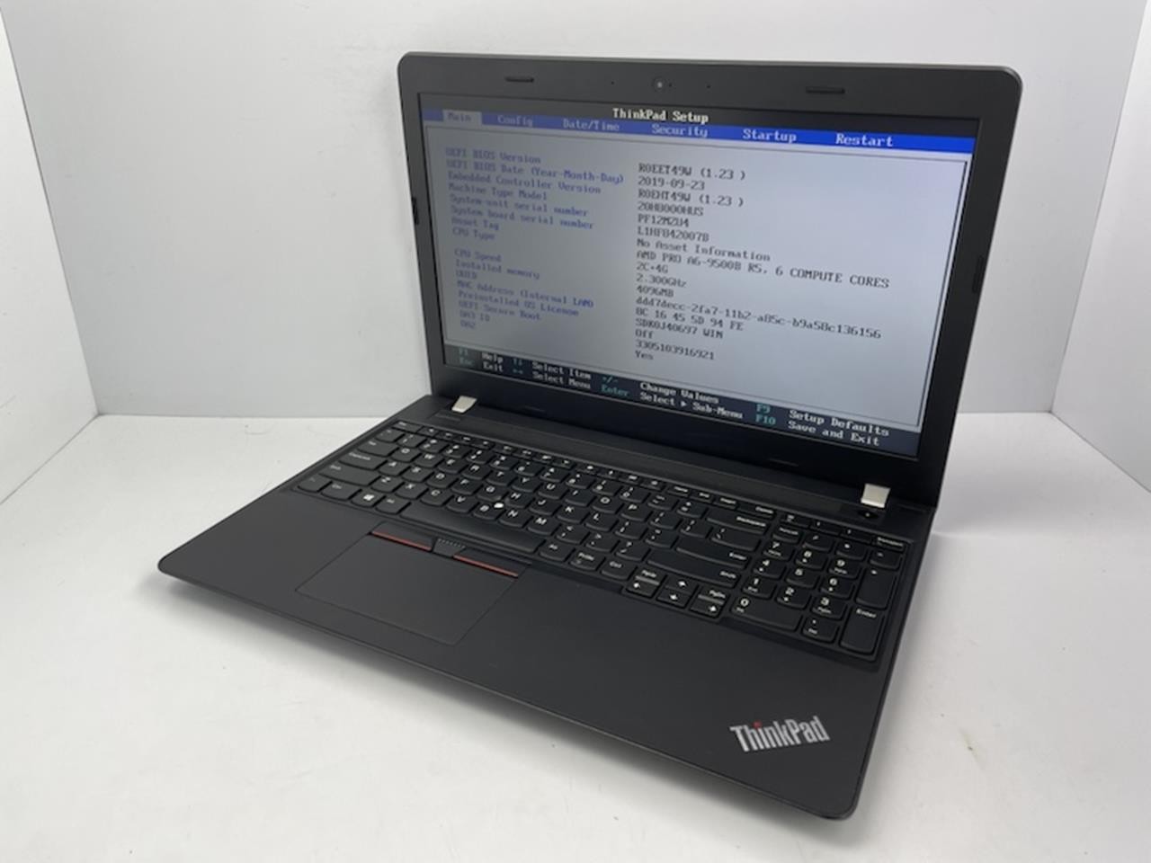 LENOVO THINKPAD E575 Laptop w/ AMD PRO A6 2.30 GHZ + 4 GB | No HD / OS