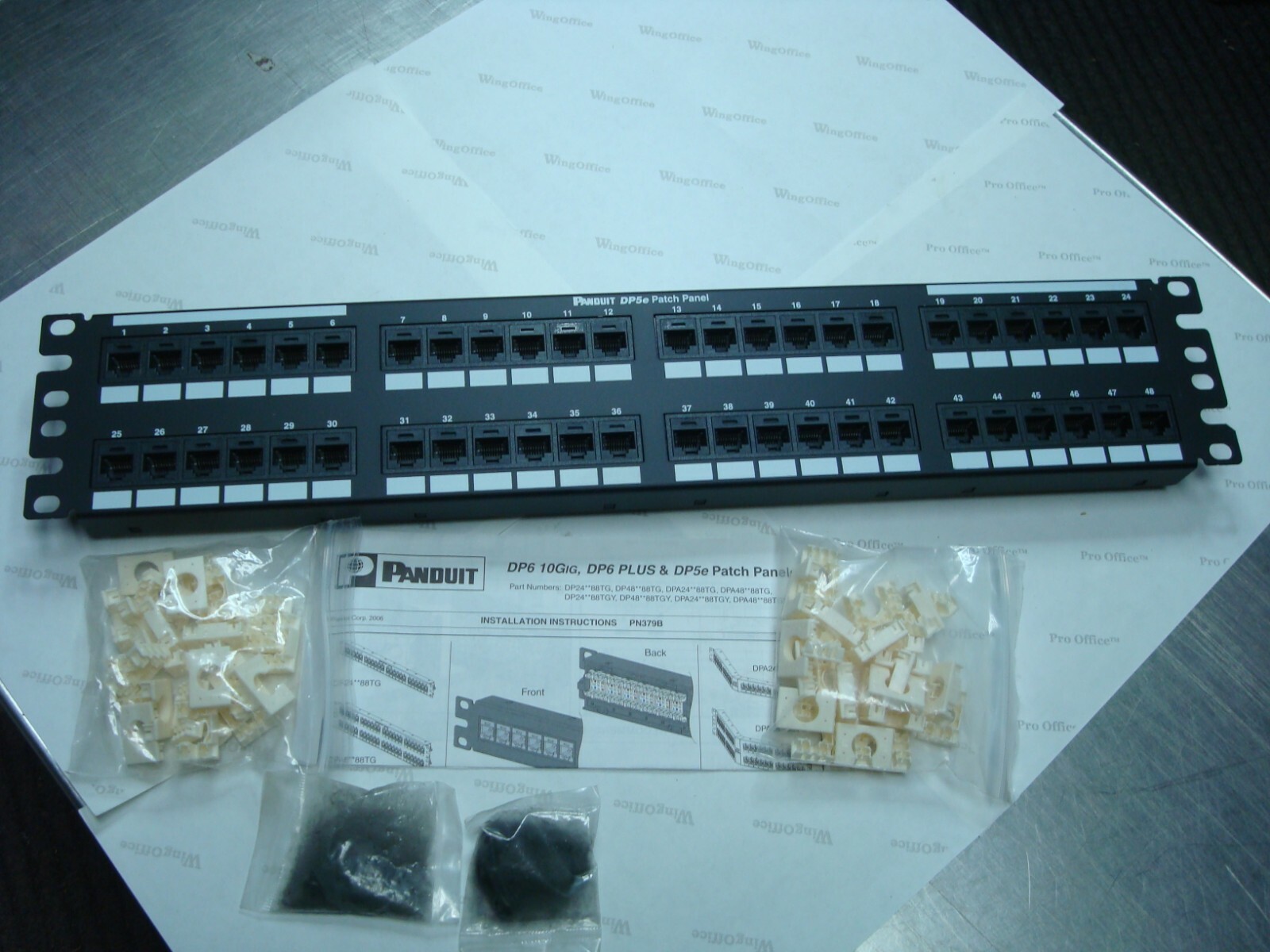 PANDUIT DP485E88TGY PATCH PANEL CAT 5E RACK MOUNT 48 PORT NIB