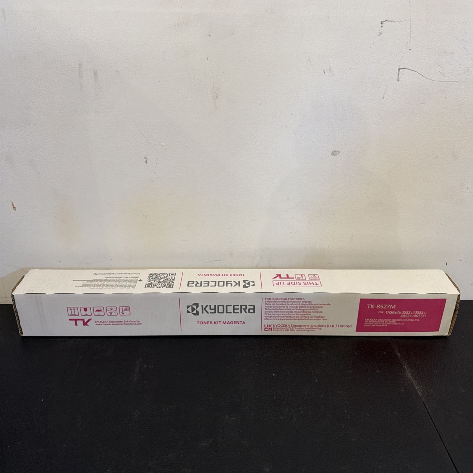 Genuine OEM Kyocera TK-8527M Magenta Toner NEW TA 3552ci 3553ci 4052ci 4053ci