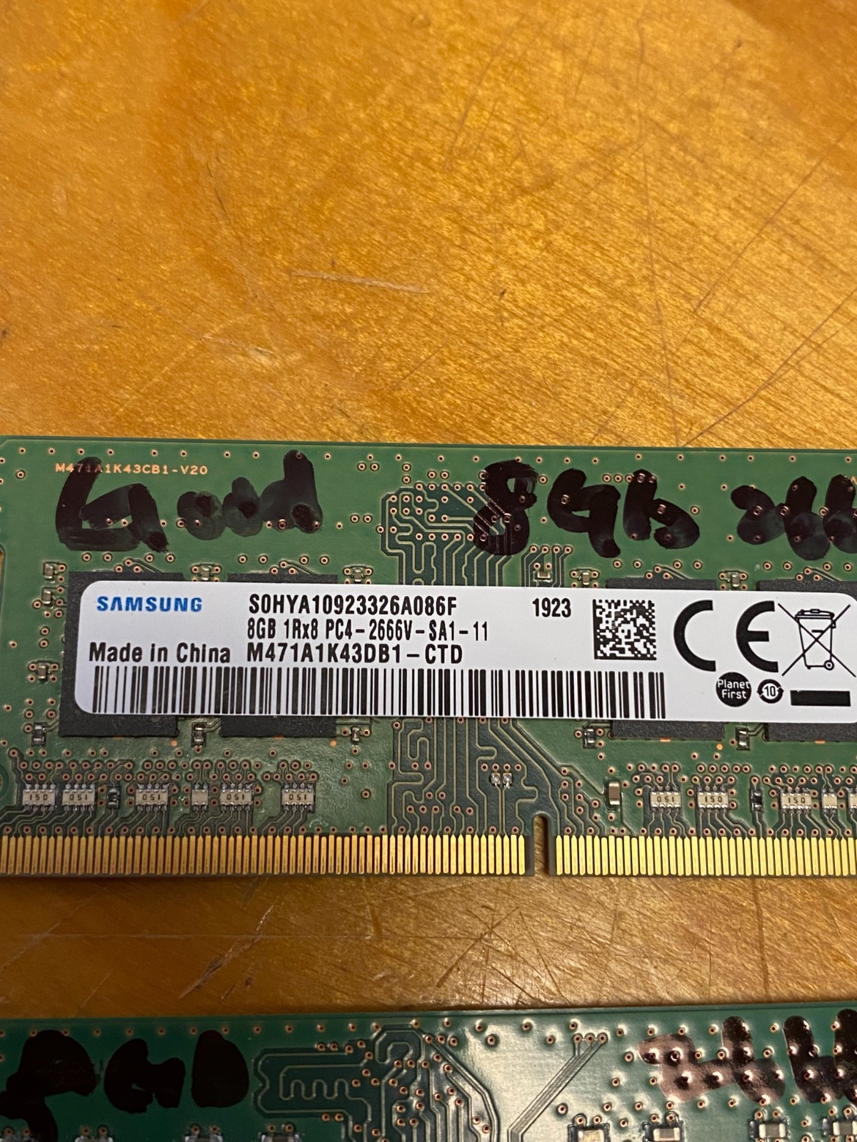 SAMSUNG, MICRON PNY  8GB DDR4-2666V M471A1K43DB1-CTD, MTA8ATF1G64HZ   MEMORY
