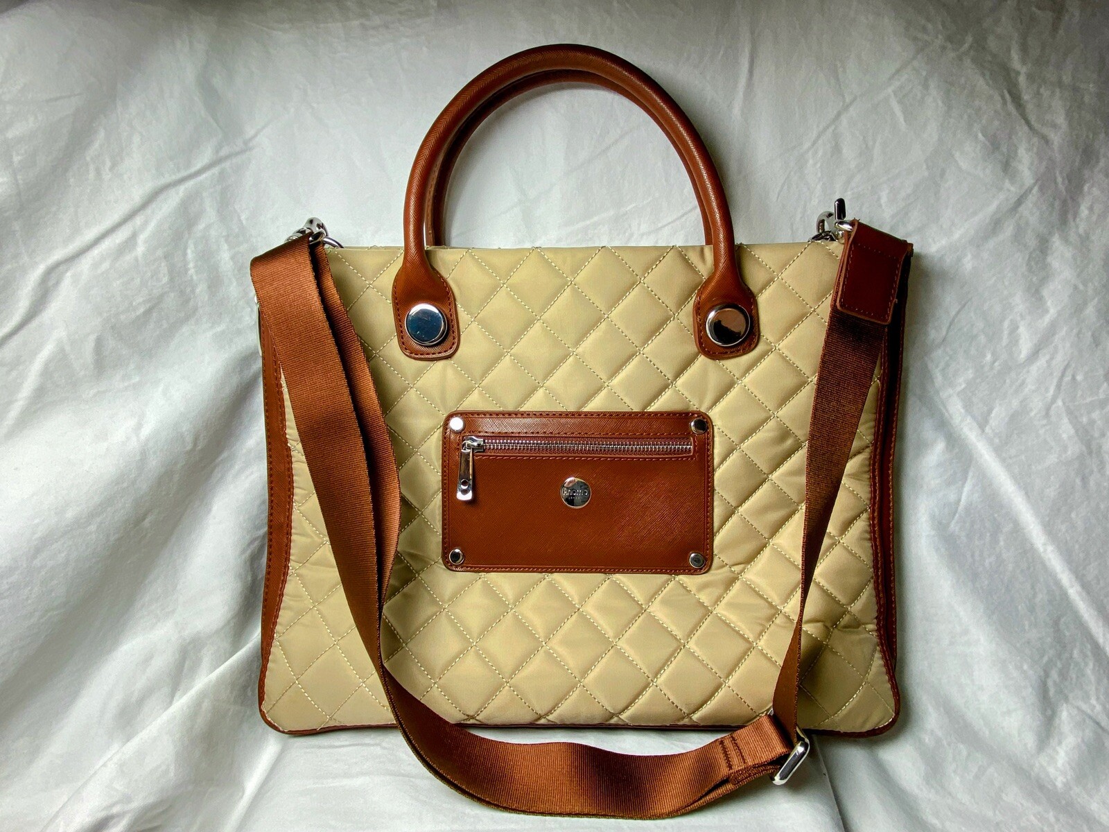 Knomo London Aurora Quilted Expanding Padded Laptop Bag 15” W/ Shoulder Strap