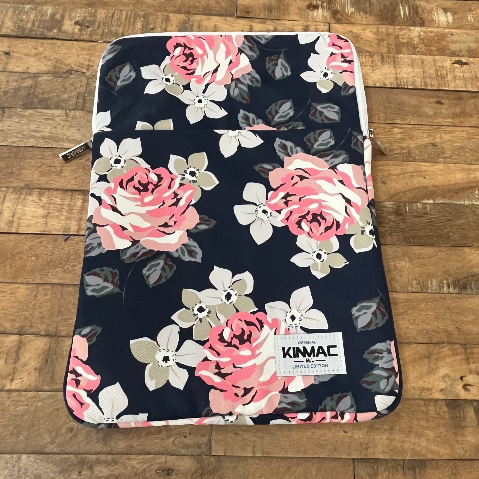Kinmac Limited Edition 15" Laptop Sleeve Case Black w/ Pink Roses