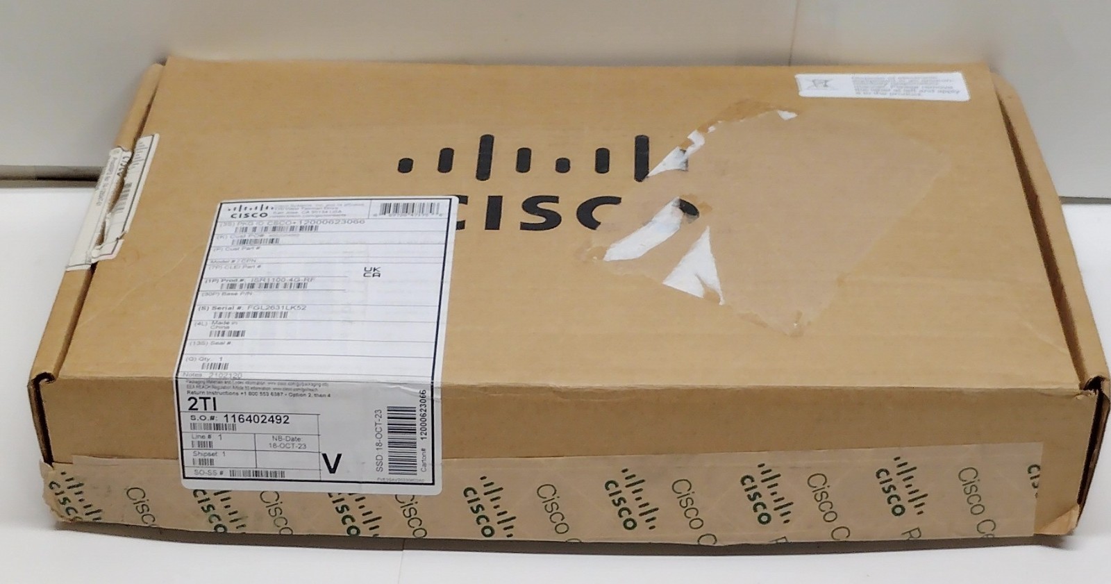 Brand New Cisco ISR1100-4G-RF 4-Port Gigabit Managed Route-Open Box
