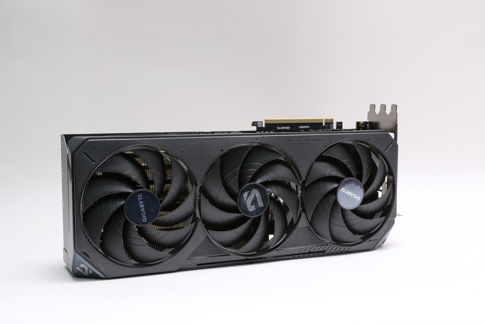 GIGABYTE AORUS GeForce RTX 5070 Ti OC 16GB GDDR7