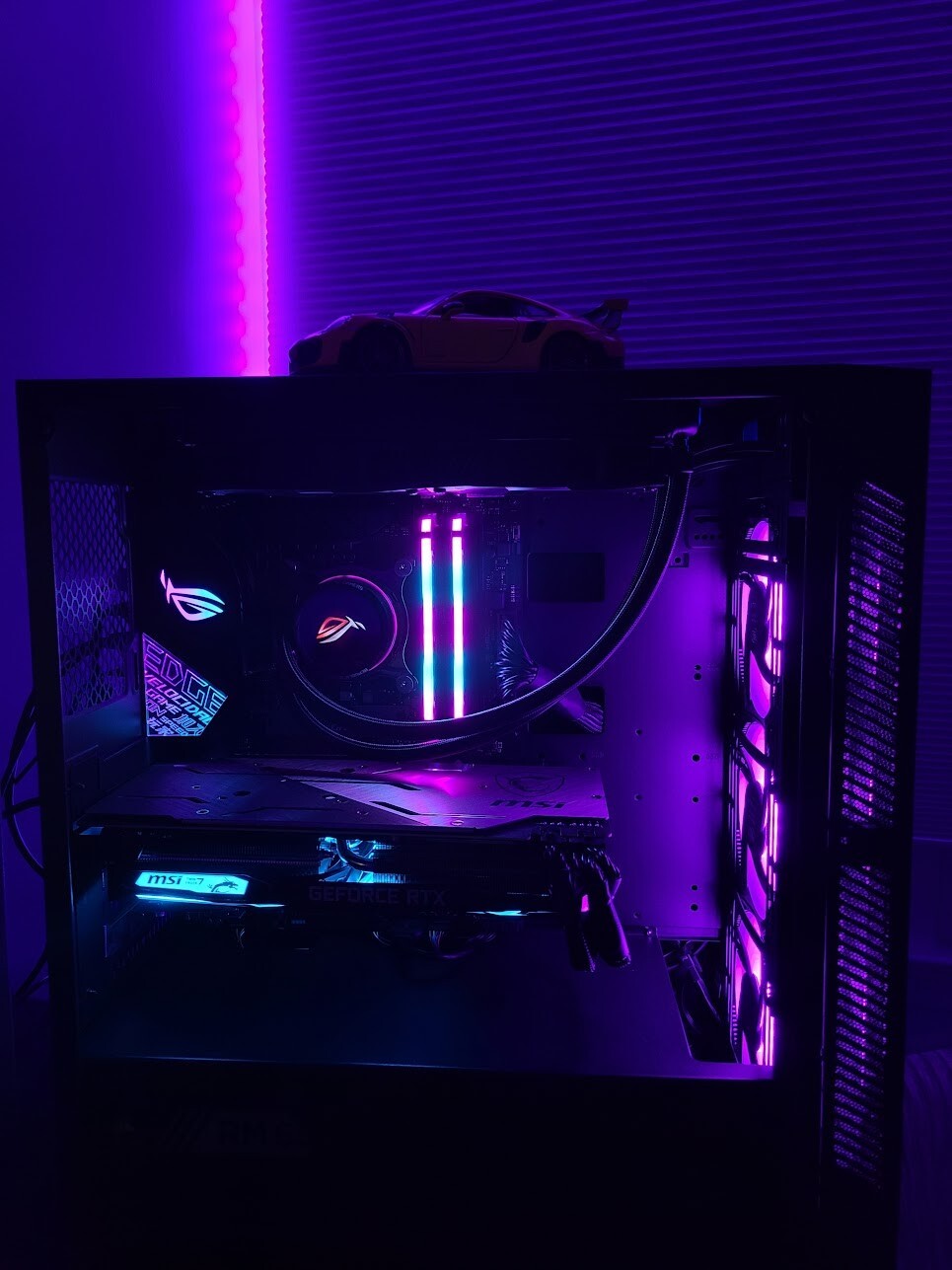 FULL RGB PC DESKTOP (i7-9700K CPU, 2070 GPU, 16GB RAM, ASUS ROG Strix Z390-E)