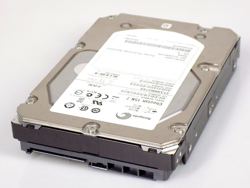 300GB Fujitsu A3C40114566 Seagate ST3300657SS SAS 6G 3.5 inch 15K HDD Hard Drive