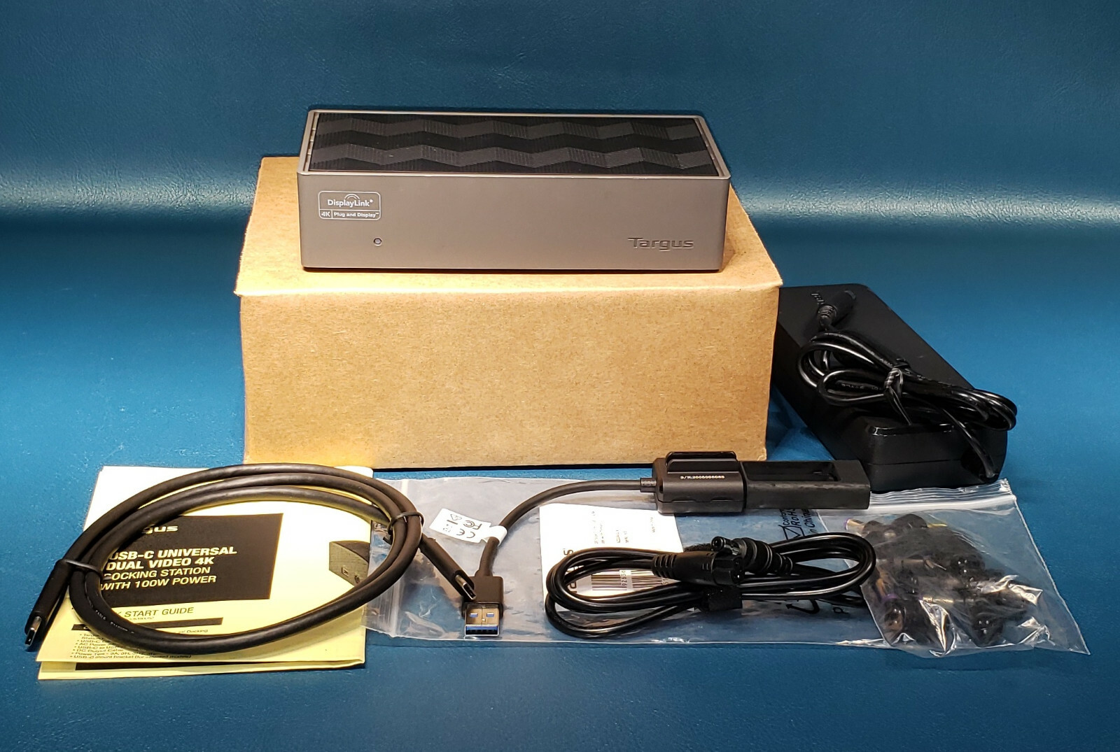 TARGUS DOCK190USZ Targus USB-C Universal DV4K Docking Station 100W DOCK190