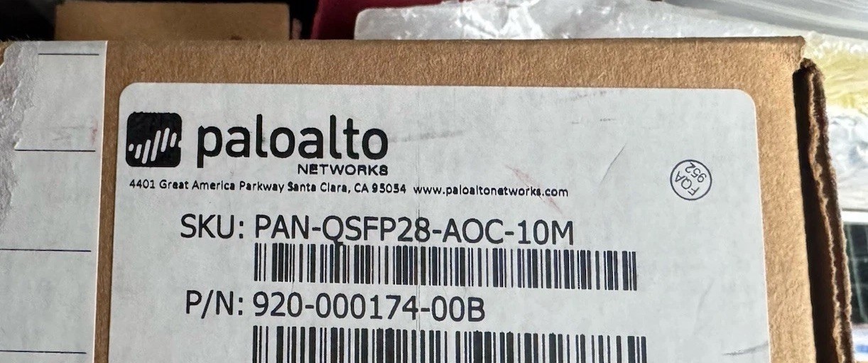 Palo Alto original PAN-QSFP28-AOC-10M 100GE active optical with 2 active QSFP28