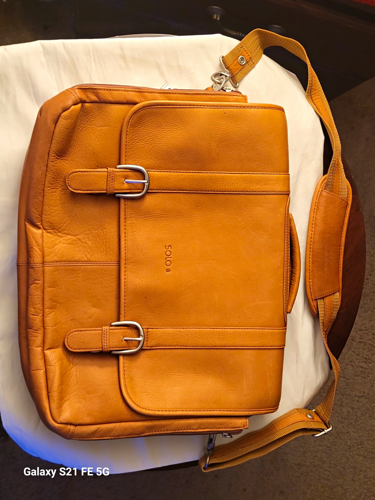 Solo Leather Laptop Briefcase Brown Shoulder Strap 15 in D508-1
