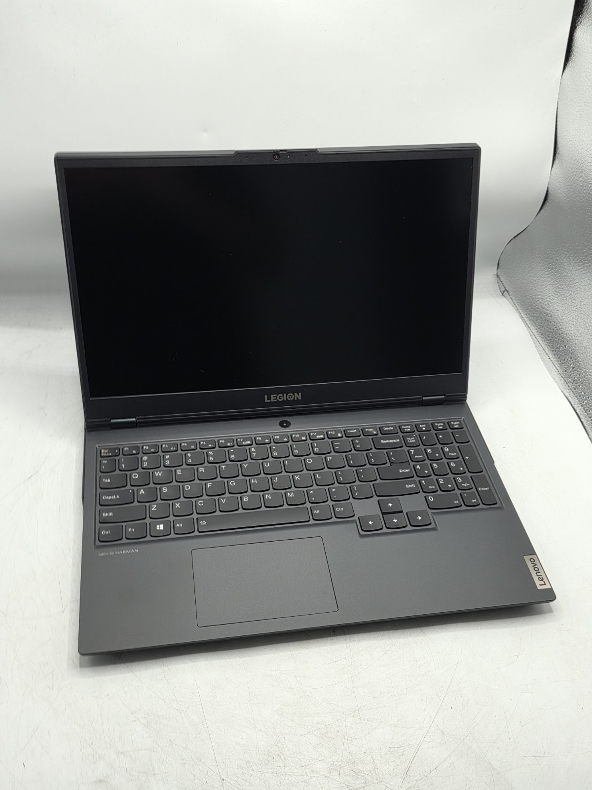 Lenovo Legion 5 15ARH05 15.6" Ryzen 5 4600H GTX 1650 Ti READ