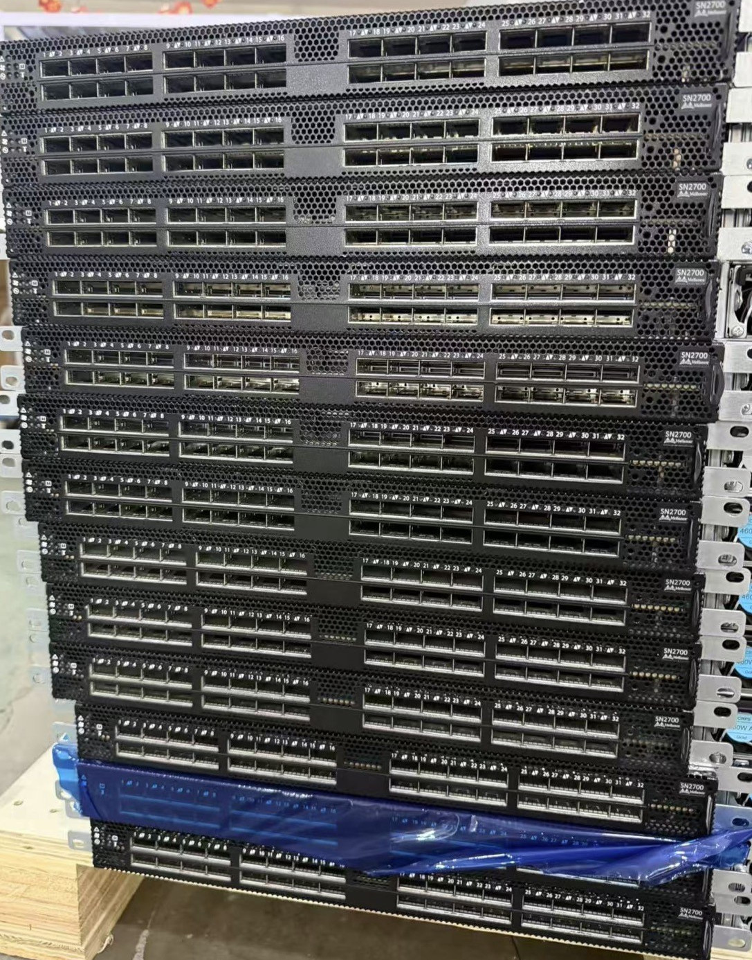 Mellanox SN2700 MSN2700-CS2R 32x 100G QSFP28 Port ONIE Ethernet Switch