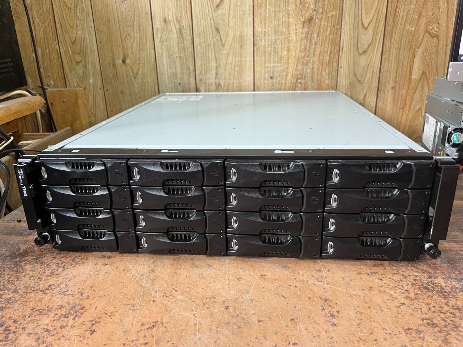 DEll PS6010X Equallogic Array w/ 16x 2TB SATA 7.2k RPM Drives & 2x E03M005